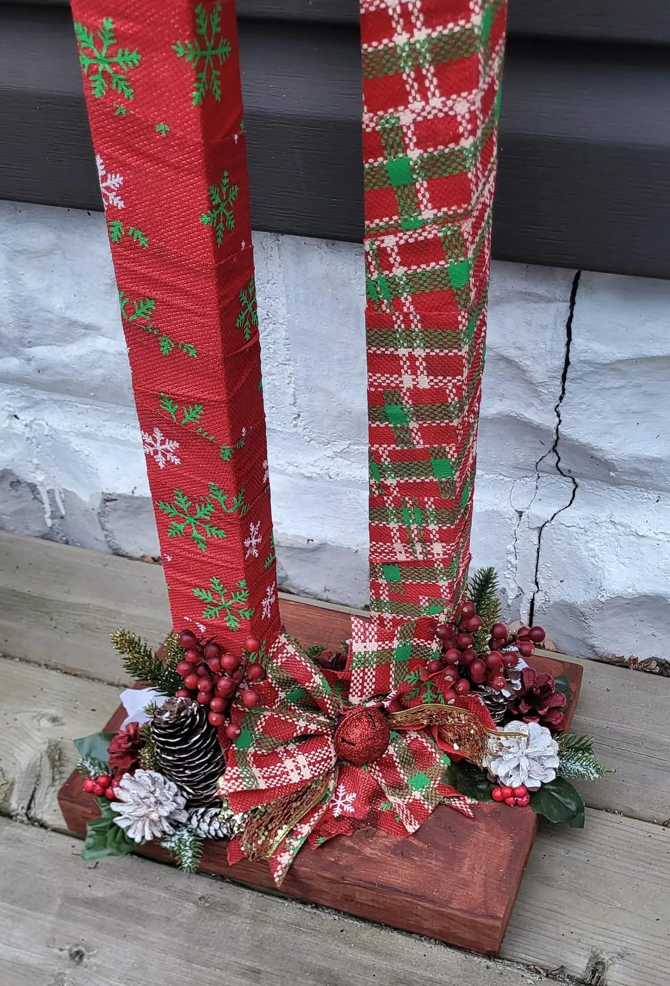 Christmas Decoration Stand - Image 3